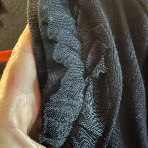 AGB Black Ruffled Cardigan Women's cotton Sweater Stretch Size L - Picture 2 of 5